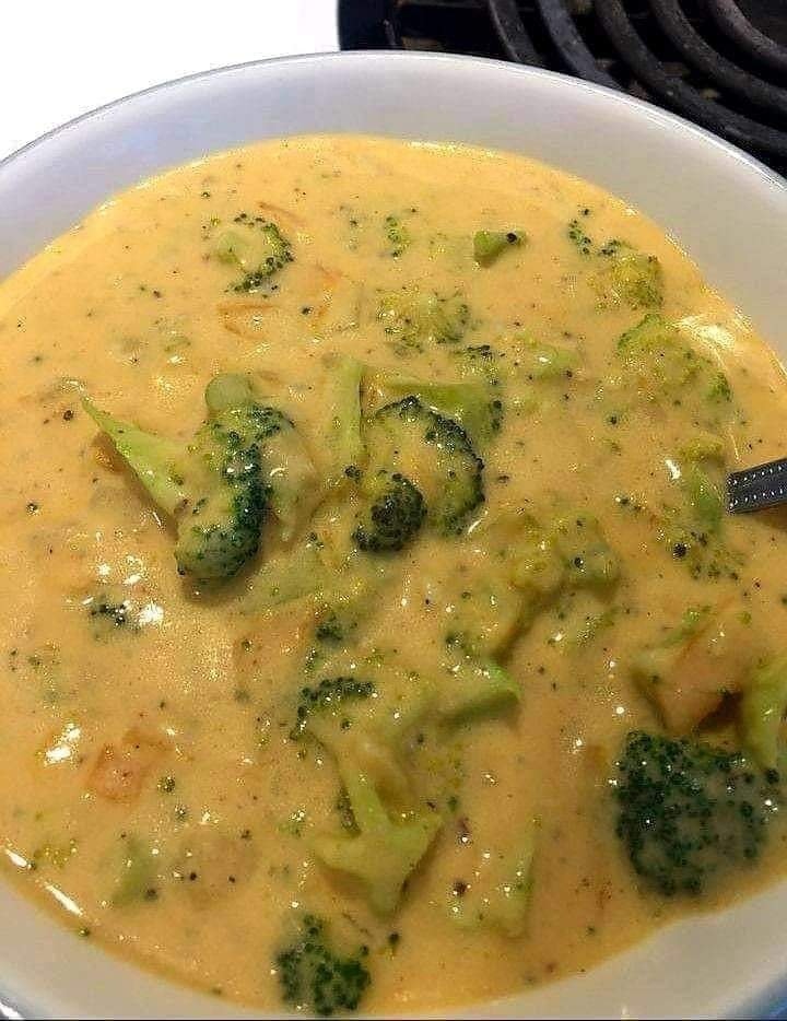 Crock Pot Potato Broccoli Cheddar Soup