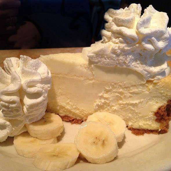 BANANA CREAM CHEESECAKE