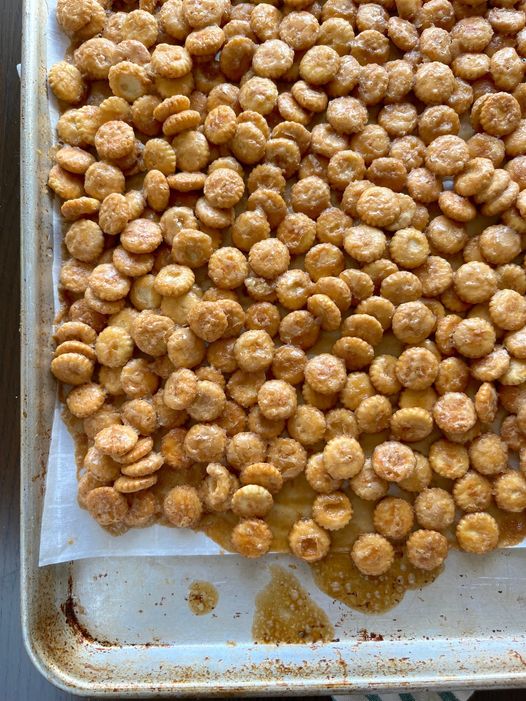 Salted Caramel Cracker Bites