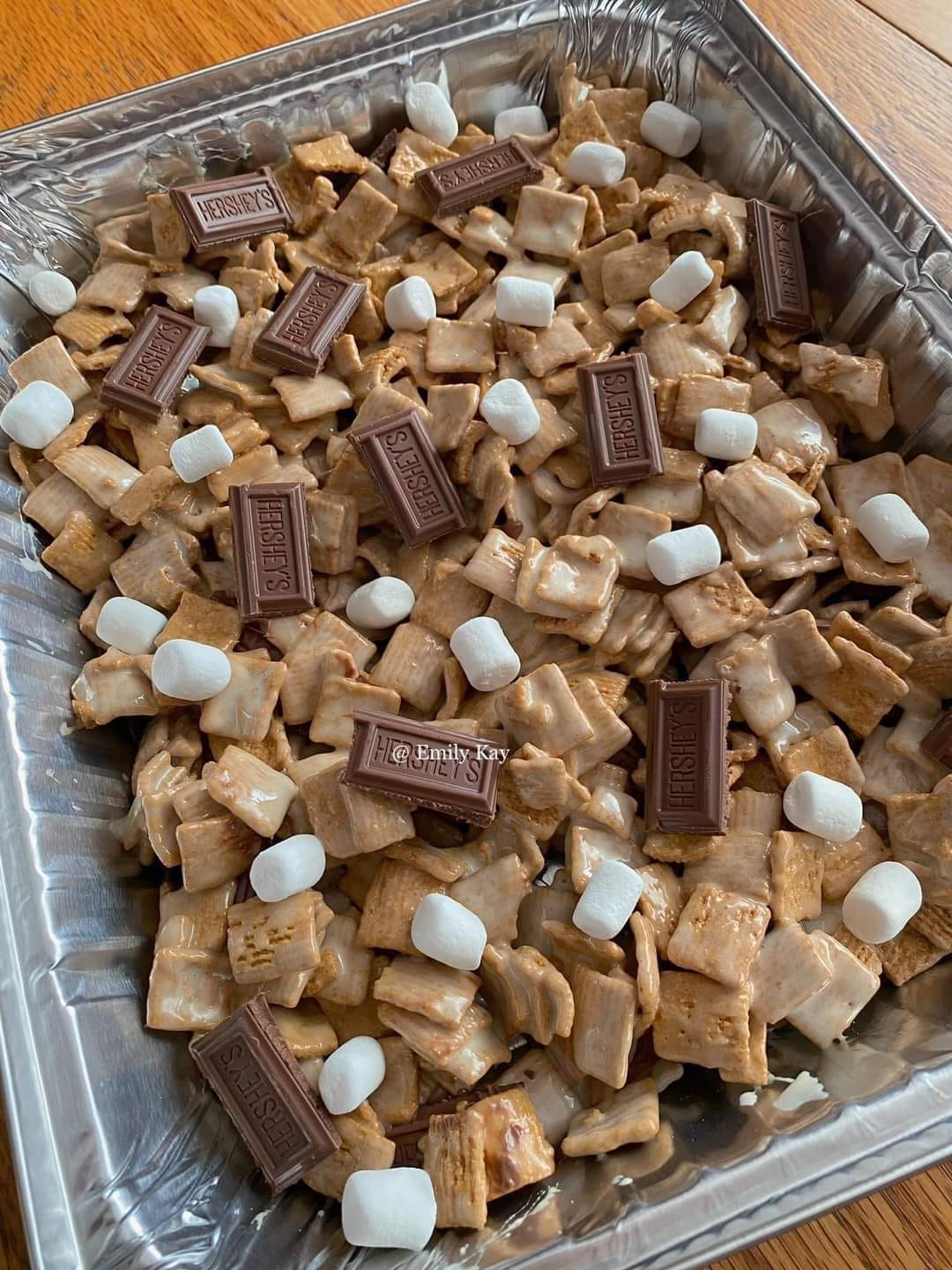 Golden Graham’s S’mores bars